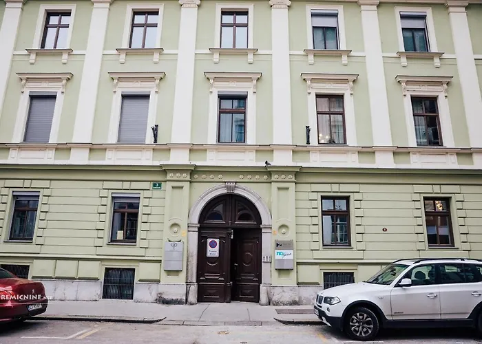 Apartment Center II - Kersnikova