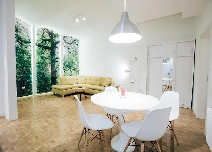 Apartment Center II - Kersnikova